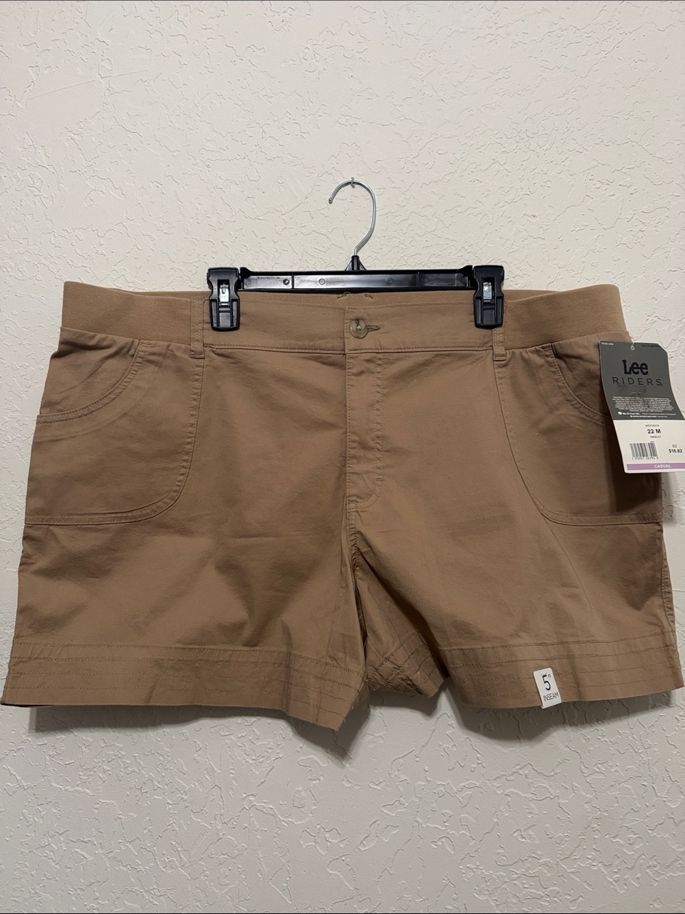 Lee Women’s Khaki Casual Bermuda Shorts